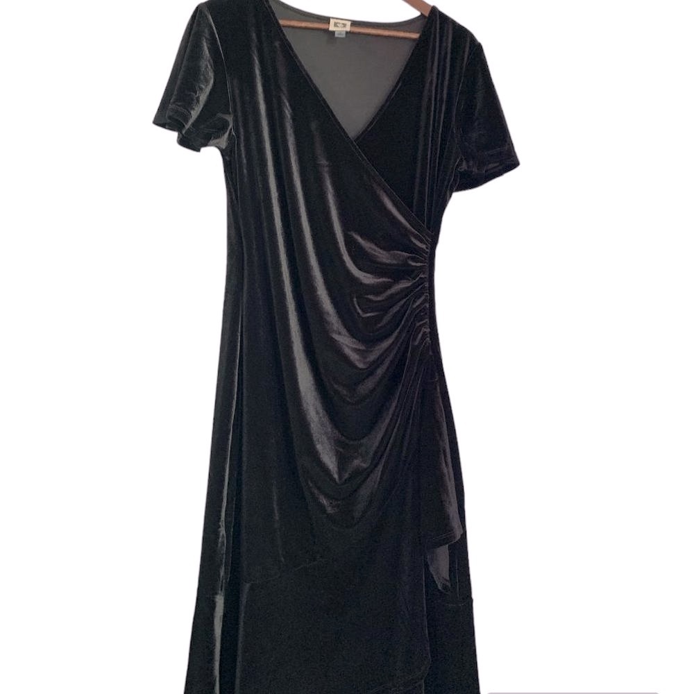 Ann Klein Black Velvet Ruffle Skirt Faux Wrap Midi Dress in Size 10